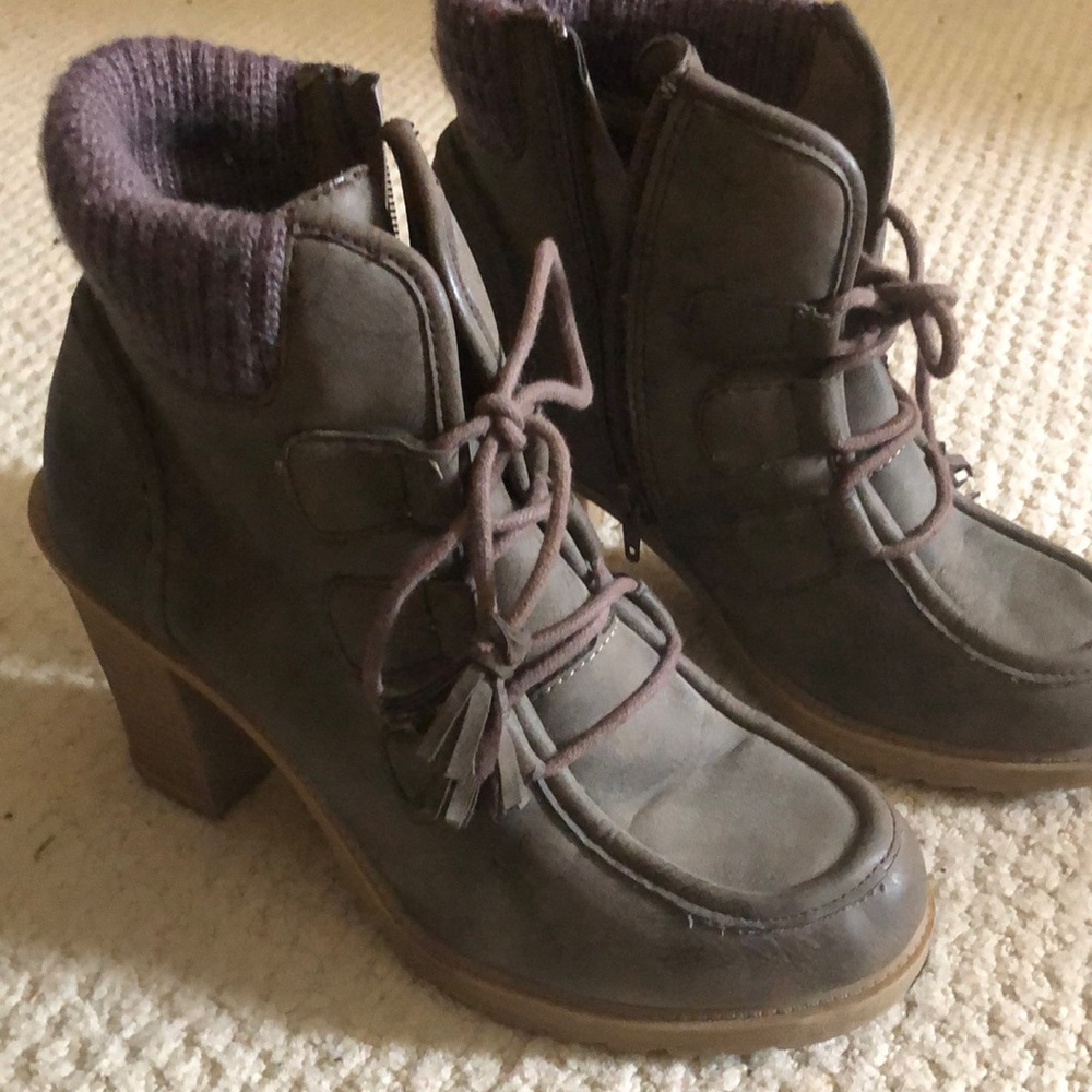 Mudd Brown boots